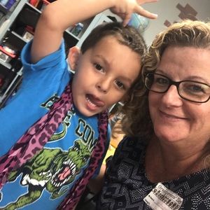 Meet your Posher, Lori